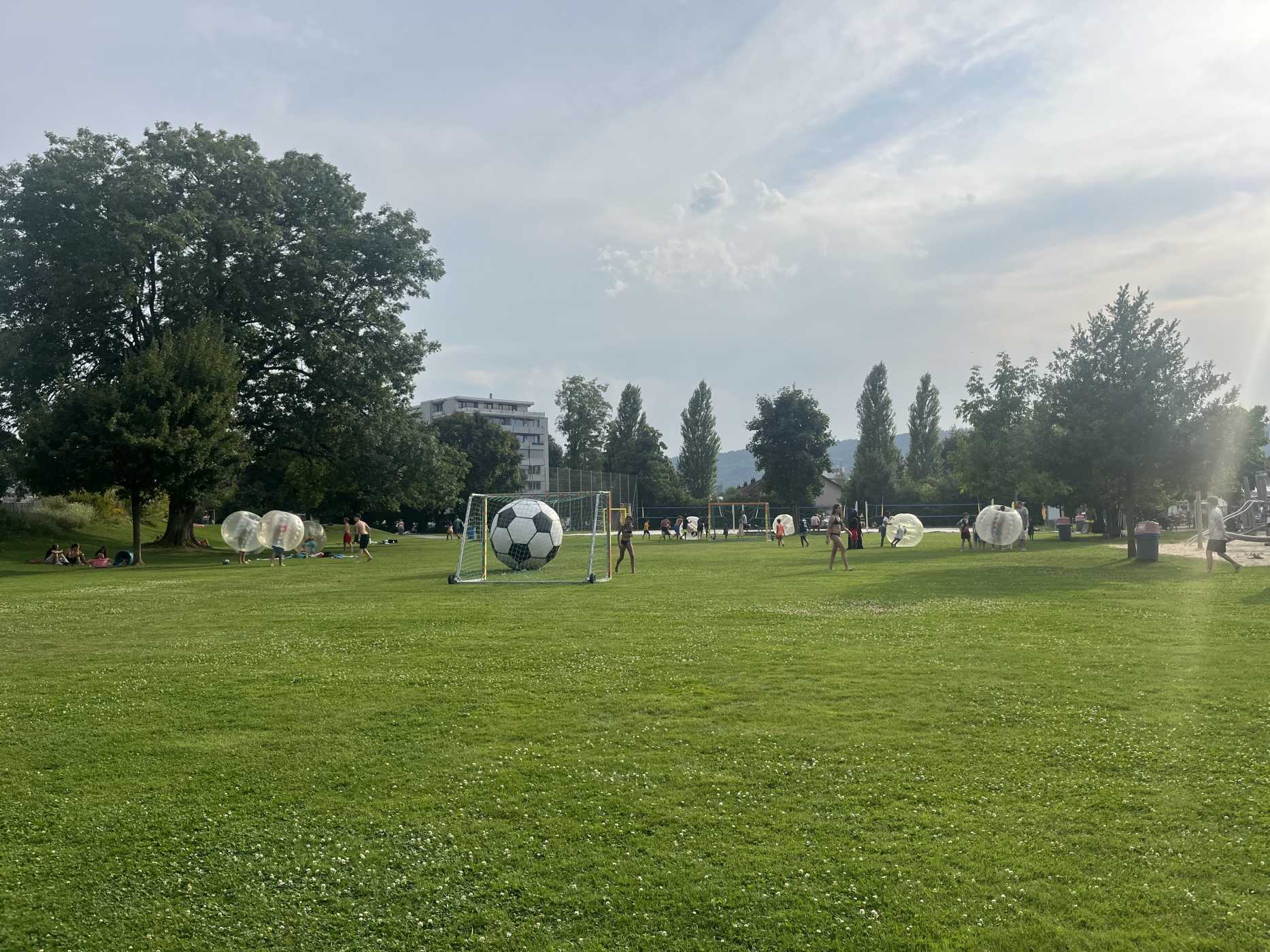 Zelten in der Badi